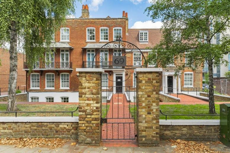 Exterior view of the brick facade at Boston House Business Centre, 69-75 Boston Manor Road.