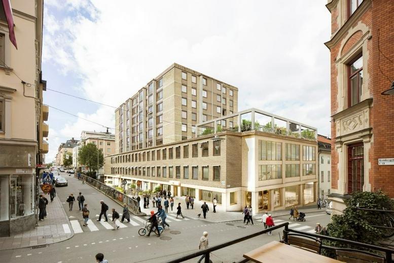 Exterior street-level view of the Götgatan 22 A, 11th and 12th Floors building in Stockholm.