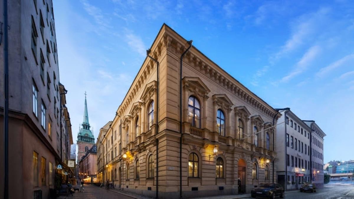 Exterior view of the historic facade at Lilla Nygatan 23, Stockholm.