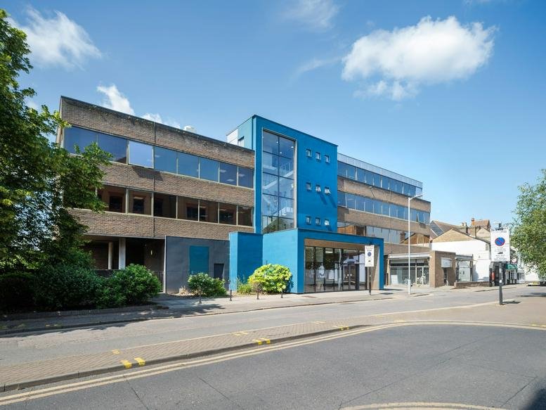 Exterior view of the contemporary facade at Elizabeth House, 28 Baddow Road.