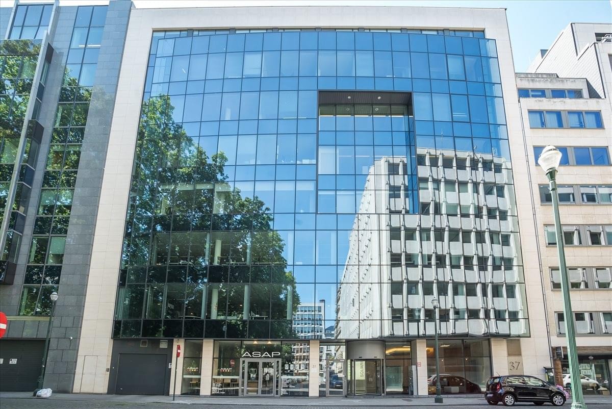 The glass-fronted exterior facade of Leopold, Square de Meeûs 37.