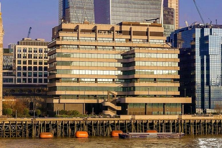 Exterior view of the tiered concrete and glass facade of St Magnus House, 3 Lower Thames Street.
