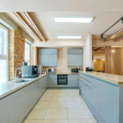 Executive office centres to let in London