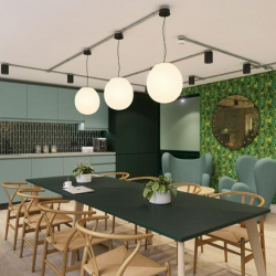 Office accomodations in central London