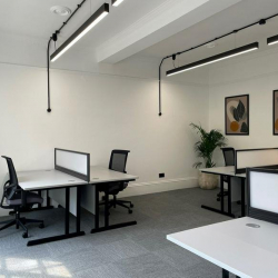 Executive offices to lease in Southampton
