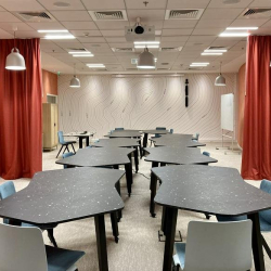 Offices at 1 Avenue Du Président Wilson, Tour HYFIVE (Tour PB5), La Défense