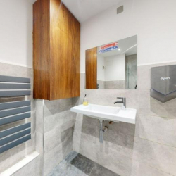 Office suites in central London