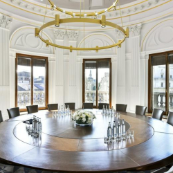 Serviced office in London