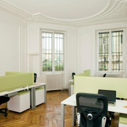 Office accomodation in Paris