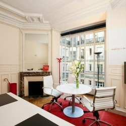 Office suite to let in Paris