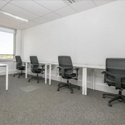 Executive office centres in central Montigny-le-Bretonneux