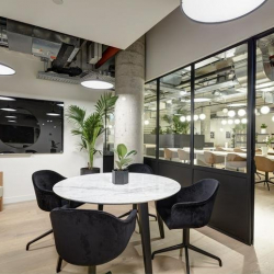 Office suites to rent in London