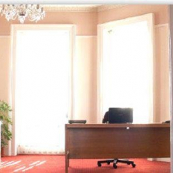 Executive office centres to rent in Bristol