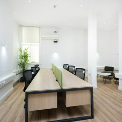 Serviced office centre to let in London