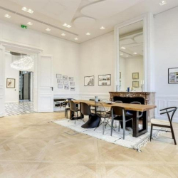 Interior of 10 Rue du Faubourg Montmartre