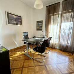 Office accommodations to rent in Florence (Firenze)