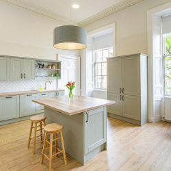 Office accomodations to rent in Edinburgh