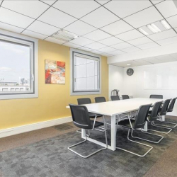Office spaces in central Levallois-Perret