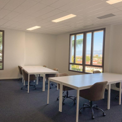 Office suites to let in Bègles 
