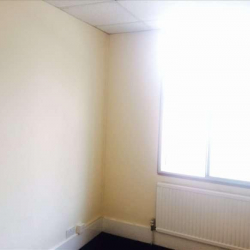 Office accomodation to hire in Hounslow