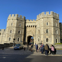 Executive office centres in central Windsor
