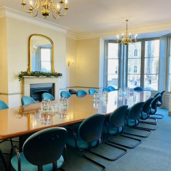 Serviced office centres to hire in Windsor