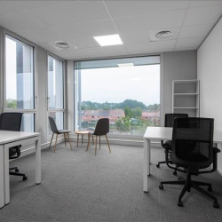 Offices at 12 rue Denis Papin, Le neo 2, batiment A