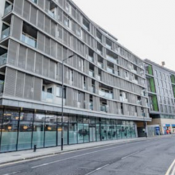 Executive office centre to let in London