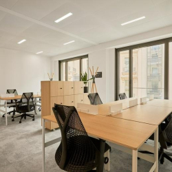 Office accommodation to hire in Paris