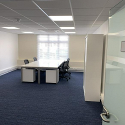 Executive offices in central Beckenham