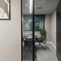 Executive suite to let in London