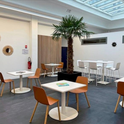 Serviced office in Douai