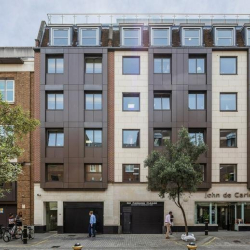 Executive office to rent in London