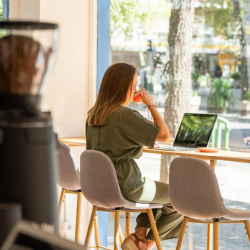 Serviced office centres to let in Madrid