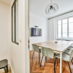 Exterior image of 154 Rue Vauban