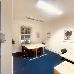 Executive offices to lease in Mitcham