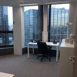 16 Place de l'Iris, Tour CB21