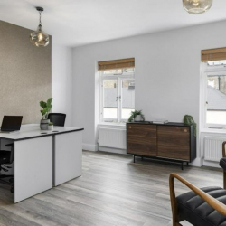 Serviced office - London