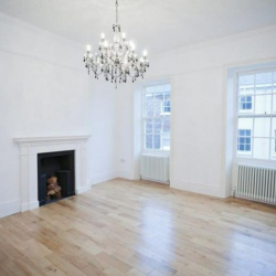 Executive office centre to lease in York