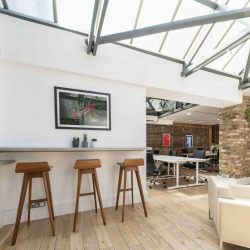 Executive office centres to let in London