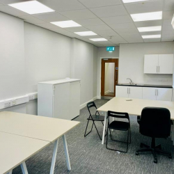 Serviced office to rent in Cardiff