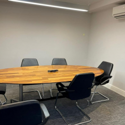 Executive office to let in Cardiff