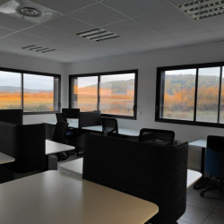 Serviced offices to let in Eguilles