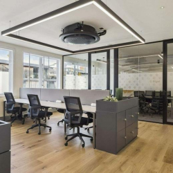 Serviced office - London