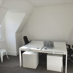Serviced office to rent in Torquay