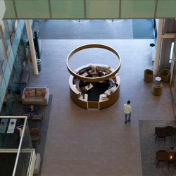 Serviced office centre to let in London