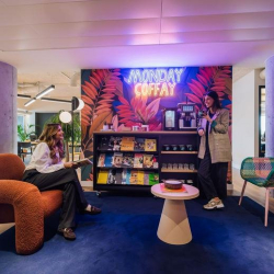 Exterior view of 2, Praça do Marquês de Pombal