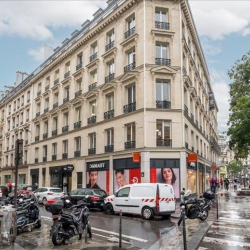 Office suite in Paris