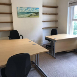 Office suites to let in Farnham