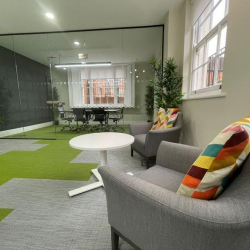 Executive suite to lease in Wokingham